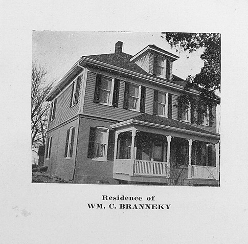 Page 139 Photo 31