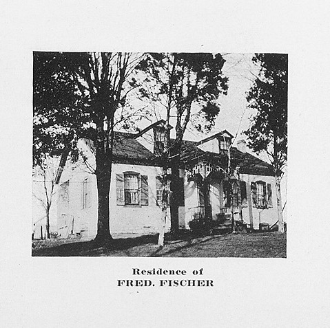 Page 139 Photo 33
