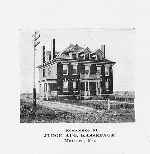 Page 140 Photo 18