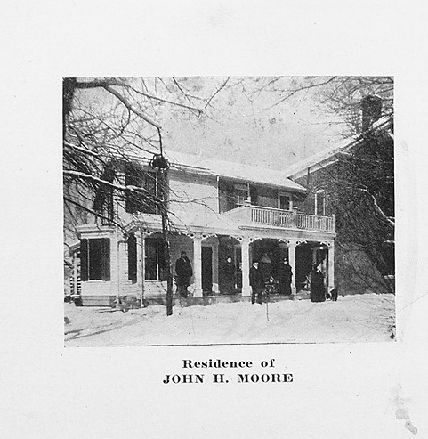 Page 140 Photo 33