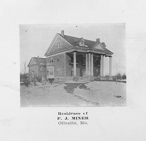 Page 140 Photo 35